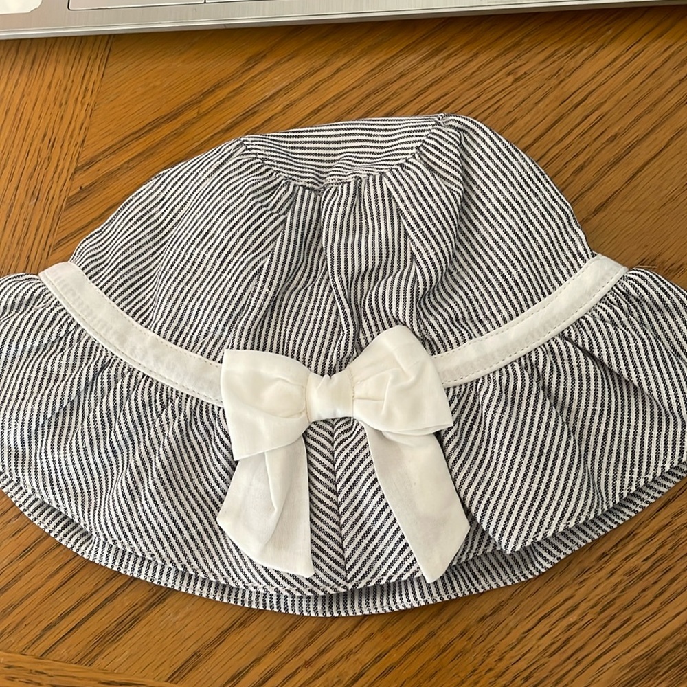 Janie & Jack Striped Bucket Hat Size 6 to 12 Months NWT